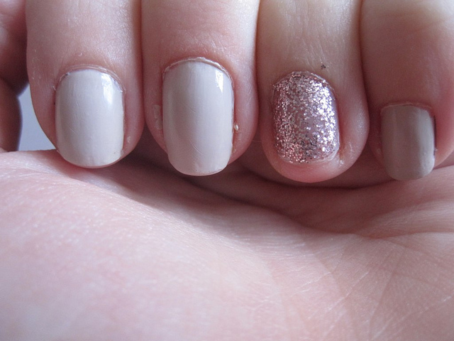 accent_nail